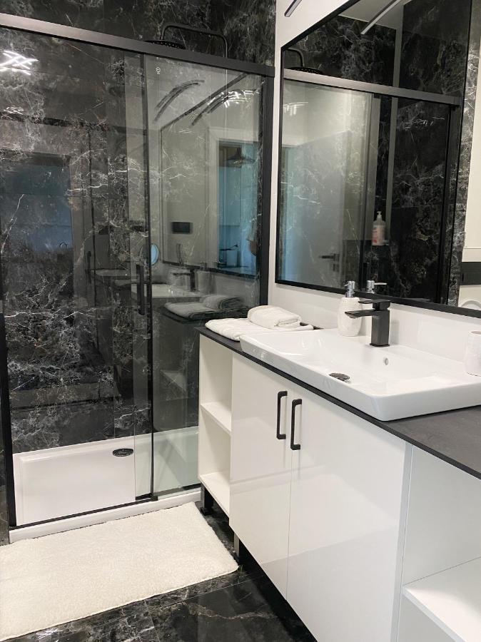 Capital Towers - Apartament Modern Z Widokiem Na Rzeke Жешув Экстерьер фото